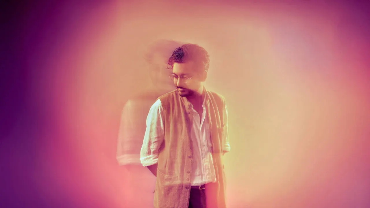 Ahir Shah: Ends backdrop