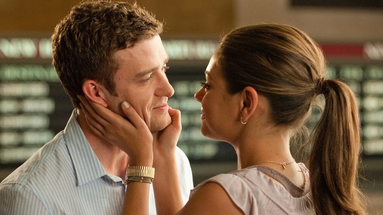 Friends with Benefits backdrop