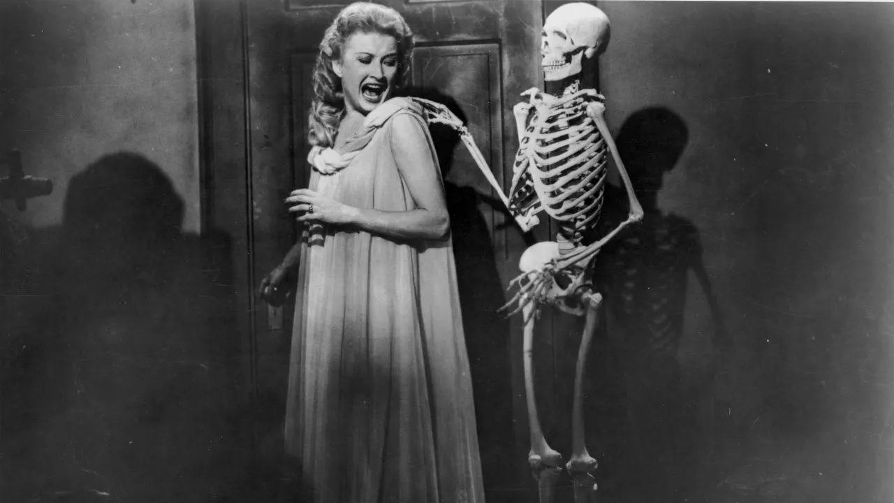 House on Haunted Hill backdrop