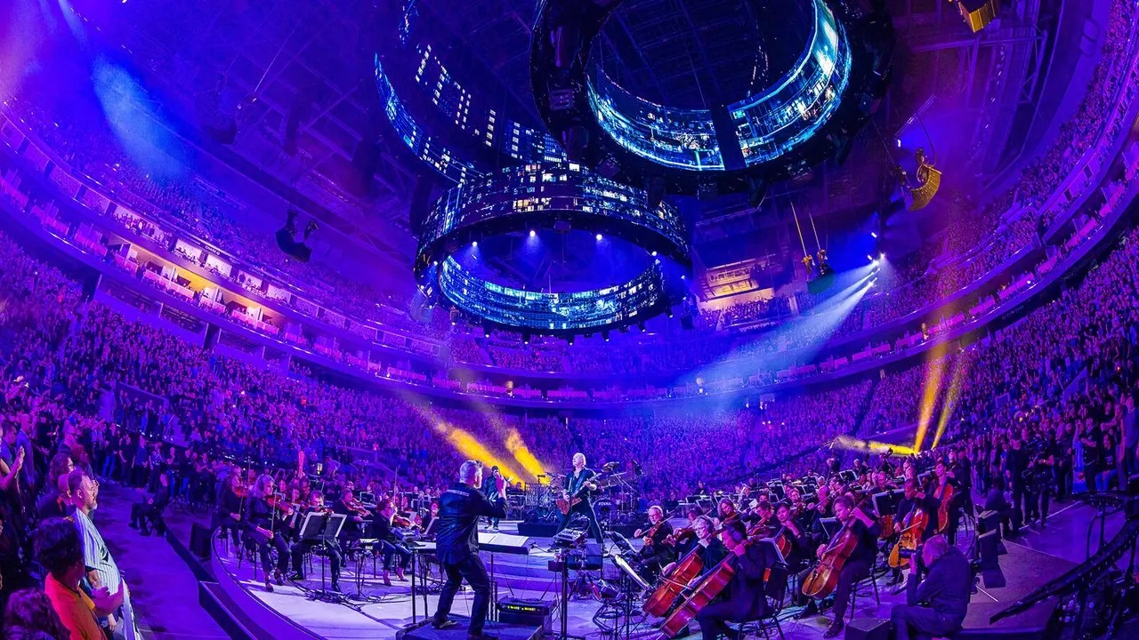 Metallica & San Francisco Symphony: S&M2 backdrop