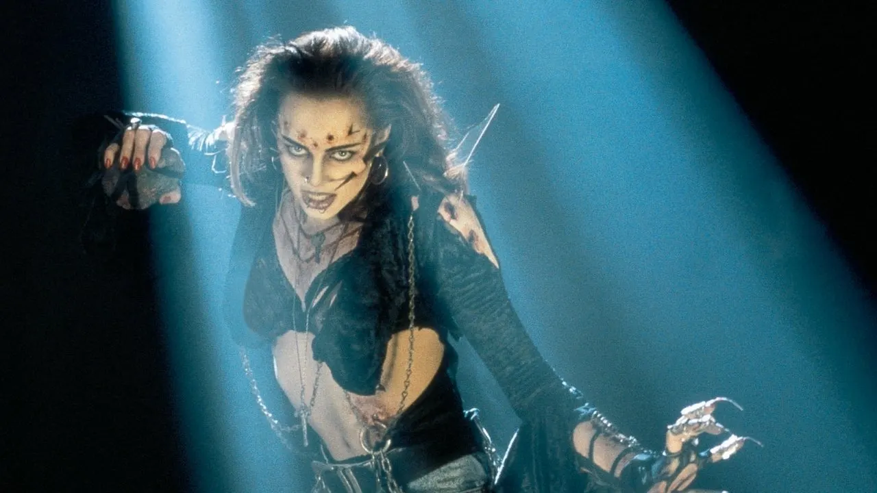 Return of the Living Dead 3 backdrop