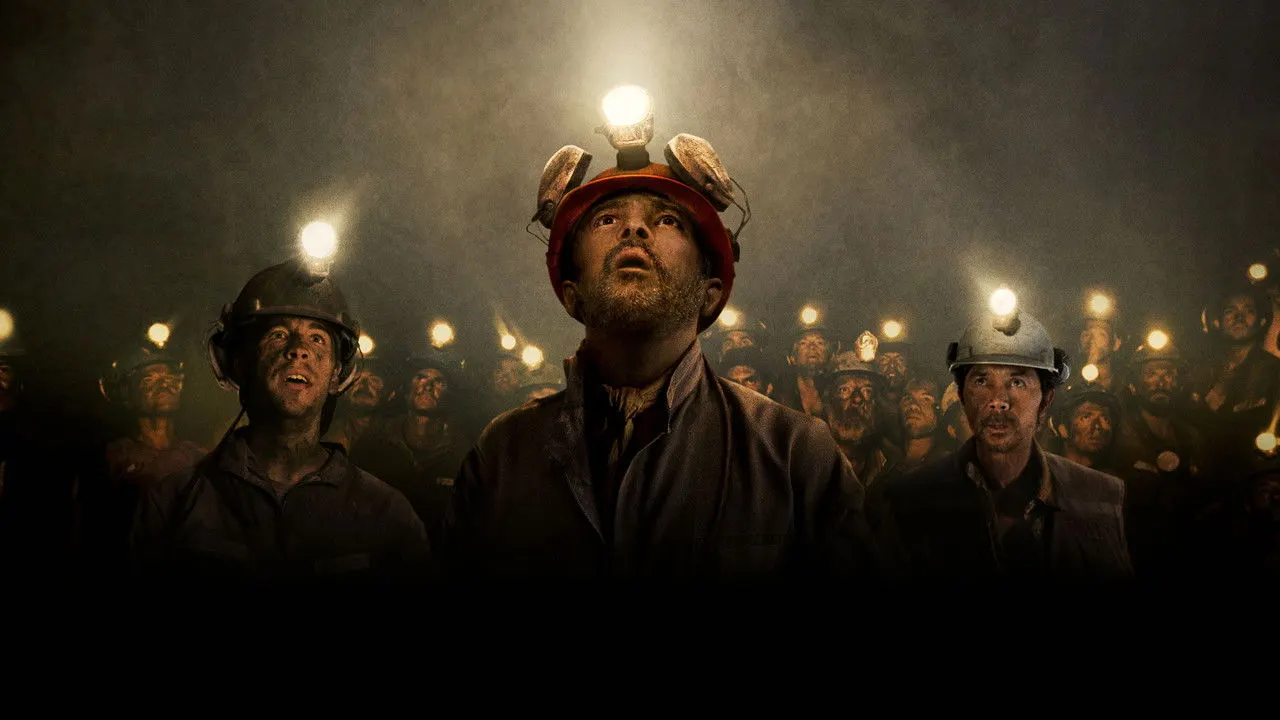 The 33 backdrop