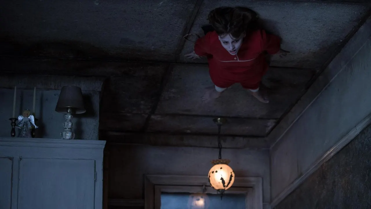The Conjuring 2 backdrop