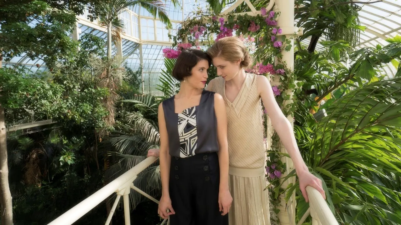 Vita & Virginia backdrop