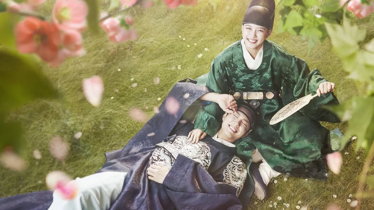 Love in the Moonlight backdrop